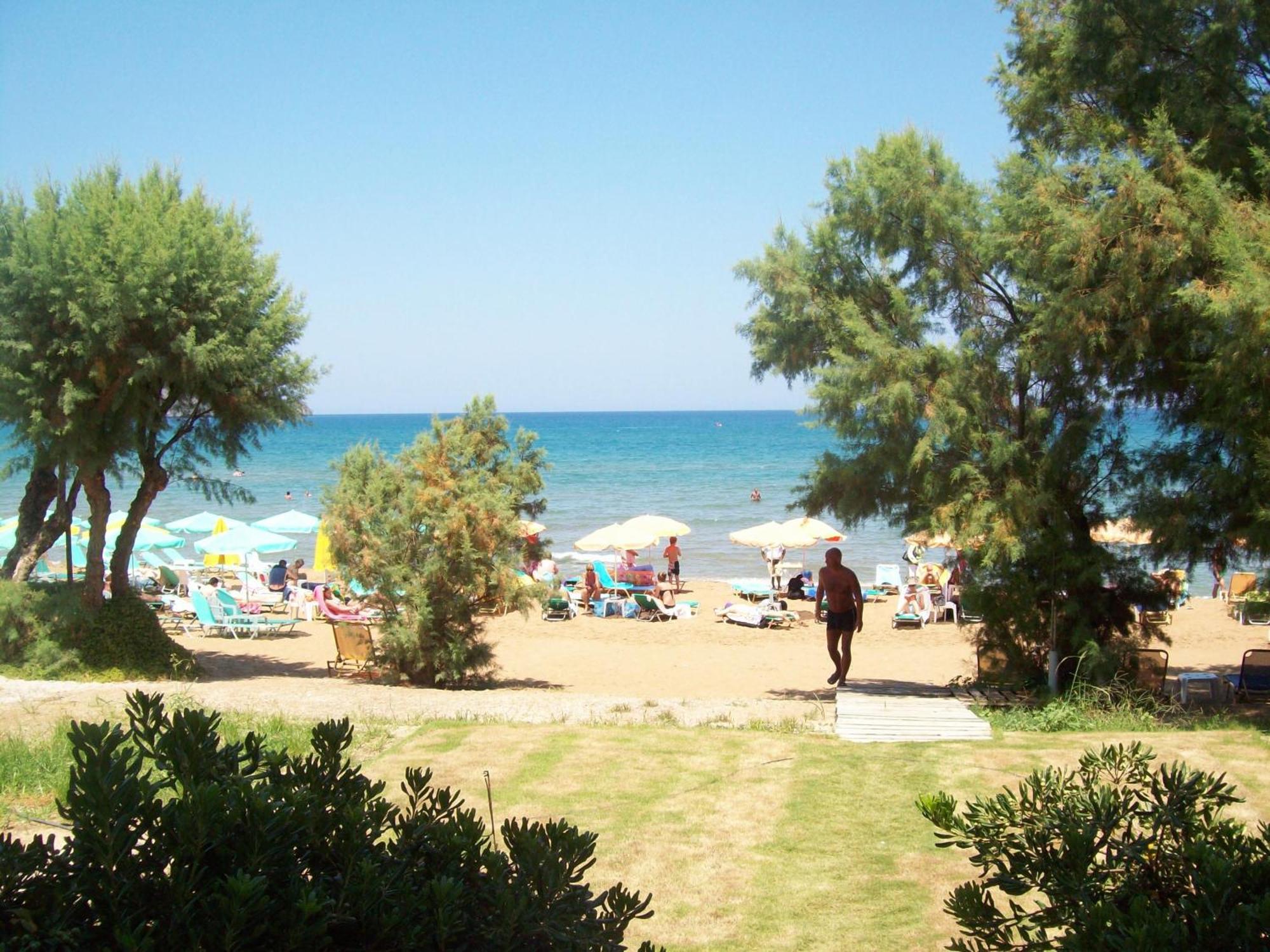 Kato Stalos Beach ภายนอก รูปภาพ